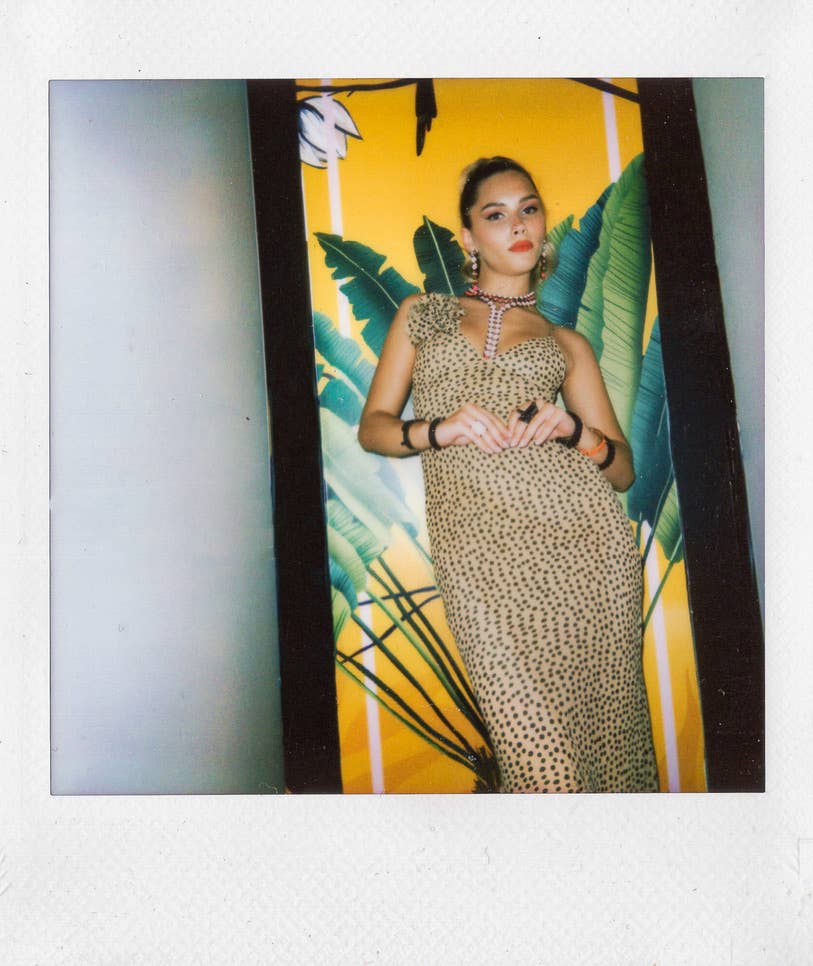 Split Necklace in Smutt / Flamingo Ignite