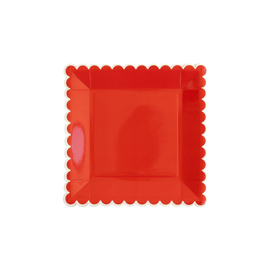 Red/White Scallop Plate 8ct