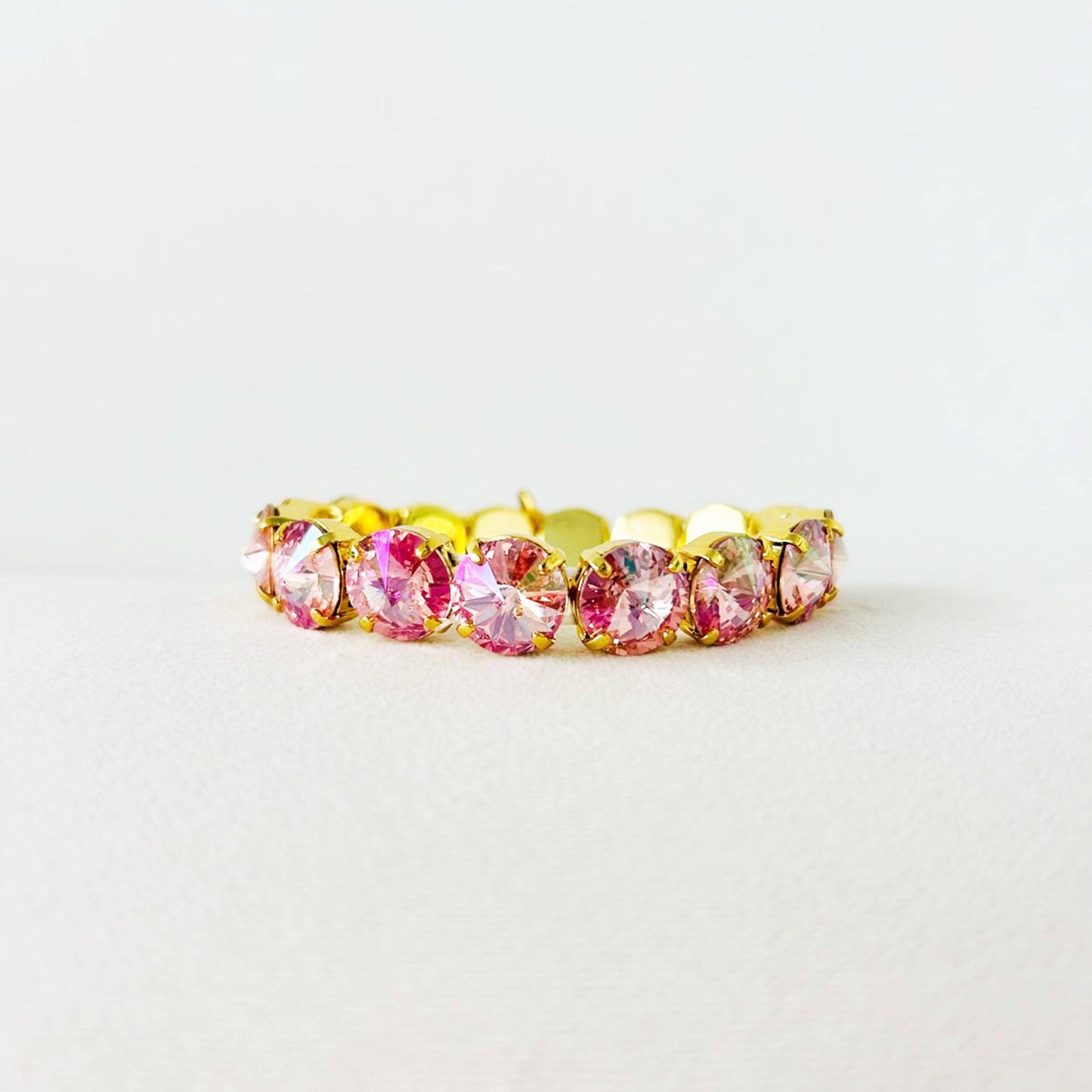 Croatia Stretch Bracelet in Solids: Ultra Mint