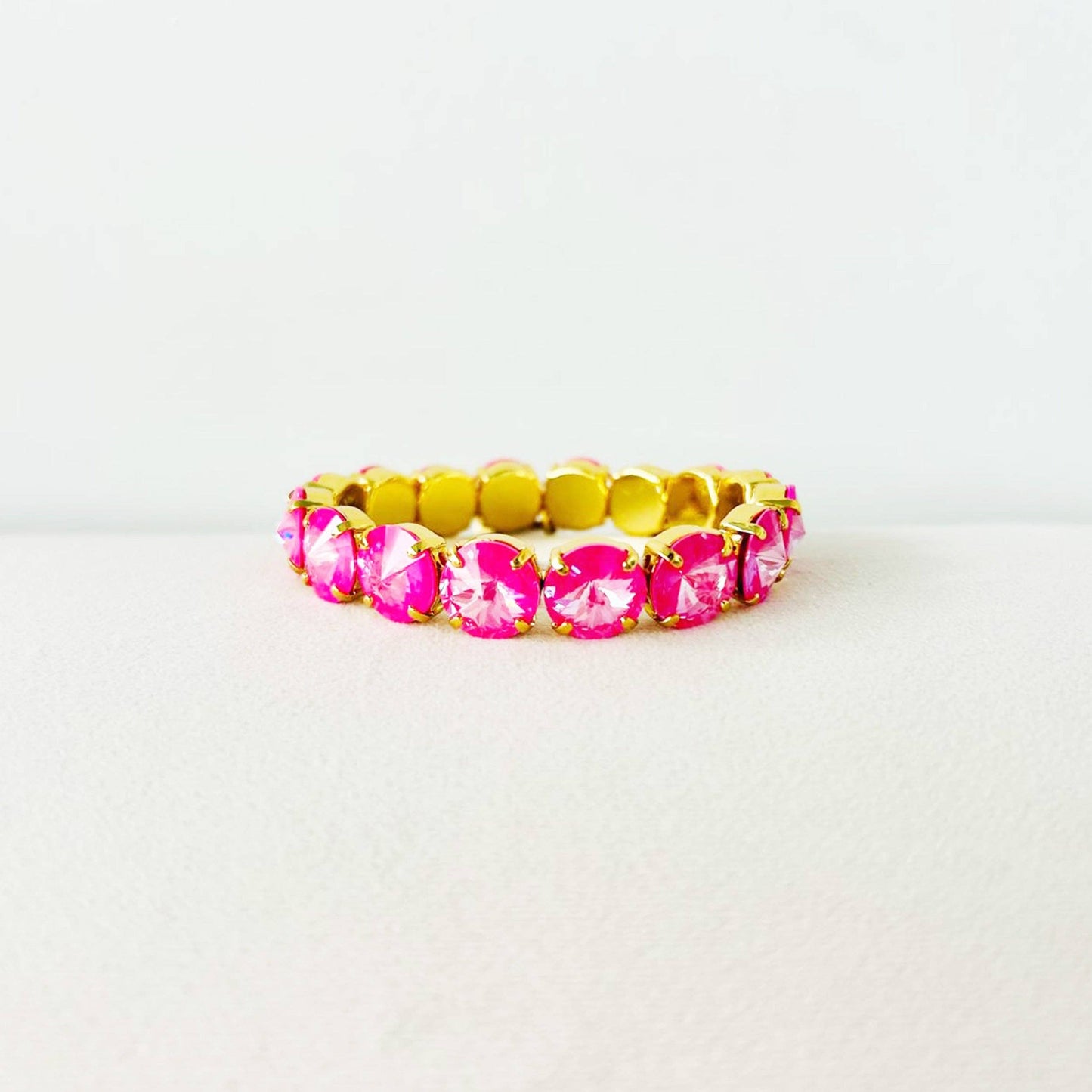 Croatia Stretch Bracelet in Solids: Teal Ignite