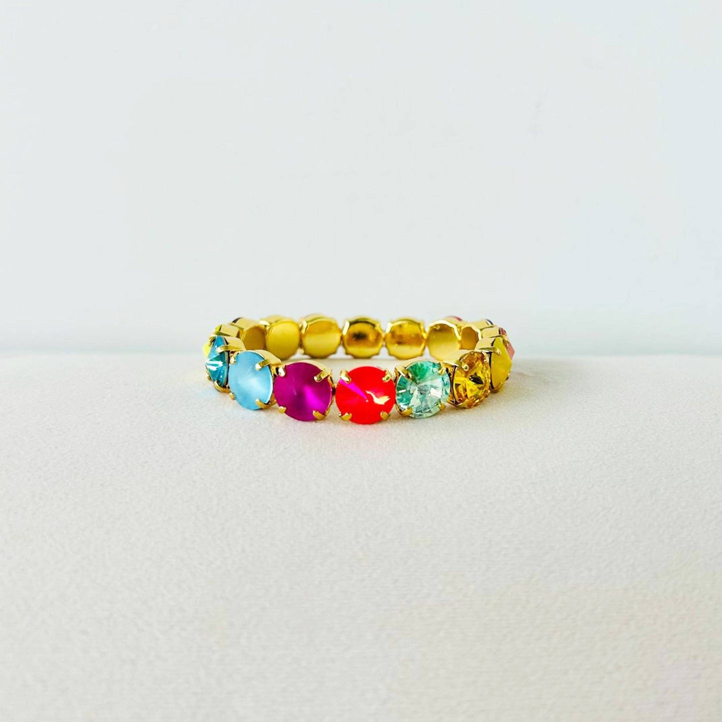 Croatia Stretch Bracelet in Mixes: Candy Crush / Medium