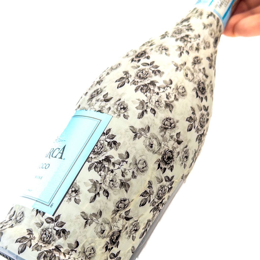 Beau Bottles Black and White Floral - Prosecco Collection