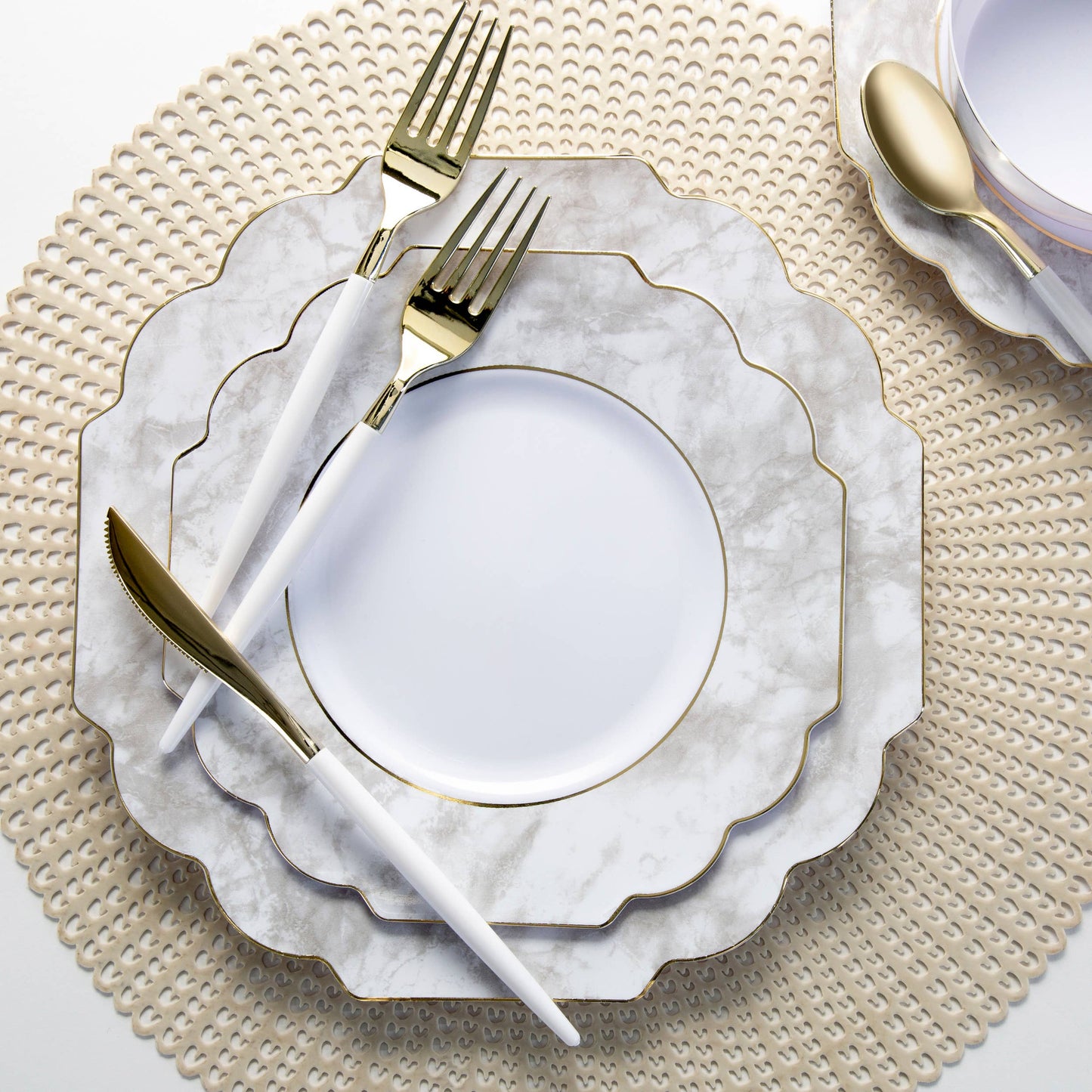 White • Gold Plastic Cutlery Set | 32 Pieces