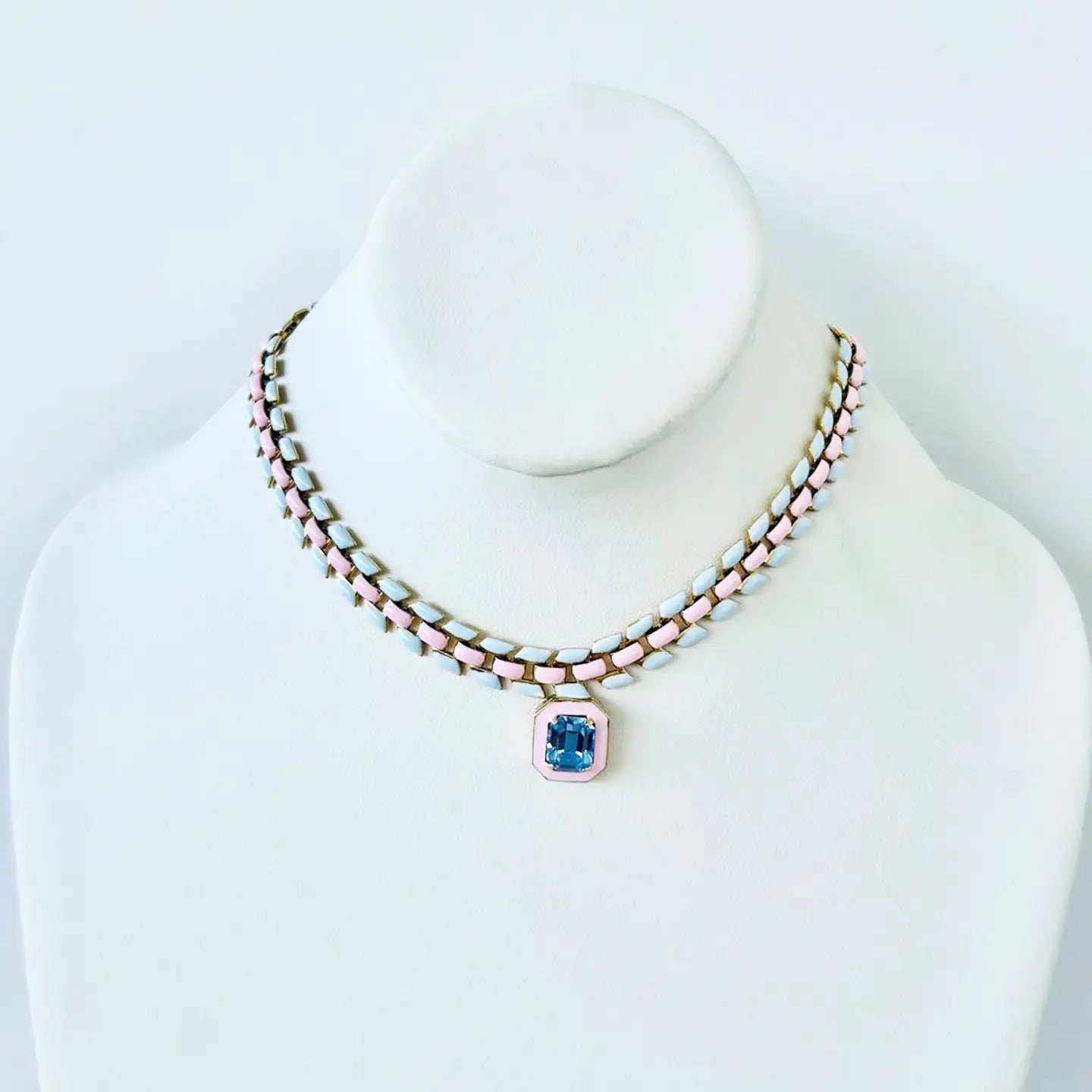 Dakota Dream Necklace In Roselune
