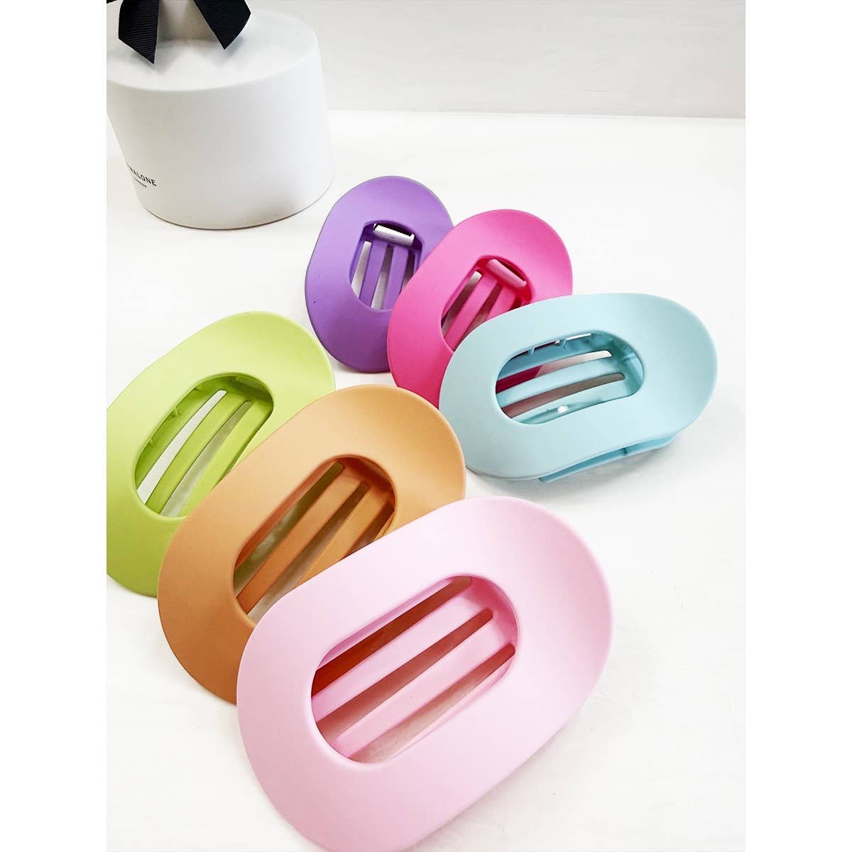 Flat Hair Claw Clip, 6 Colors