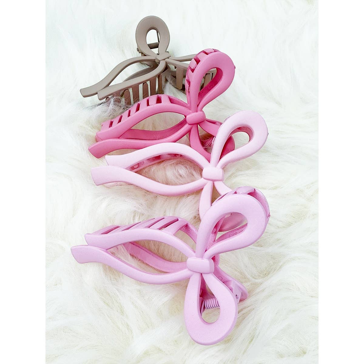 Assorted Pinks Bow Clip