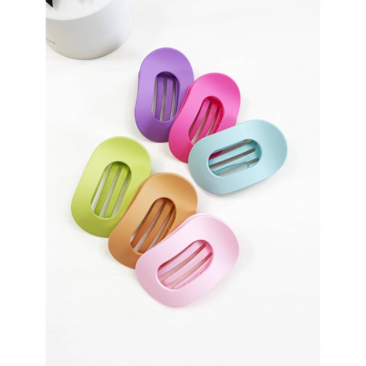 Flat Hair Claw Clip, 6 Colors