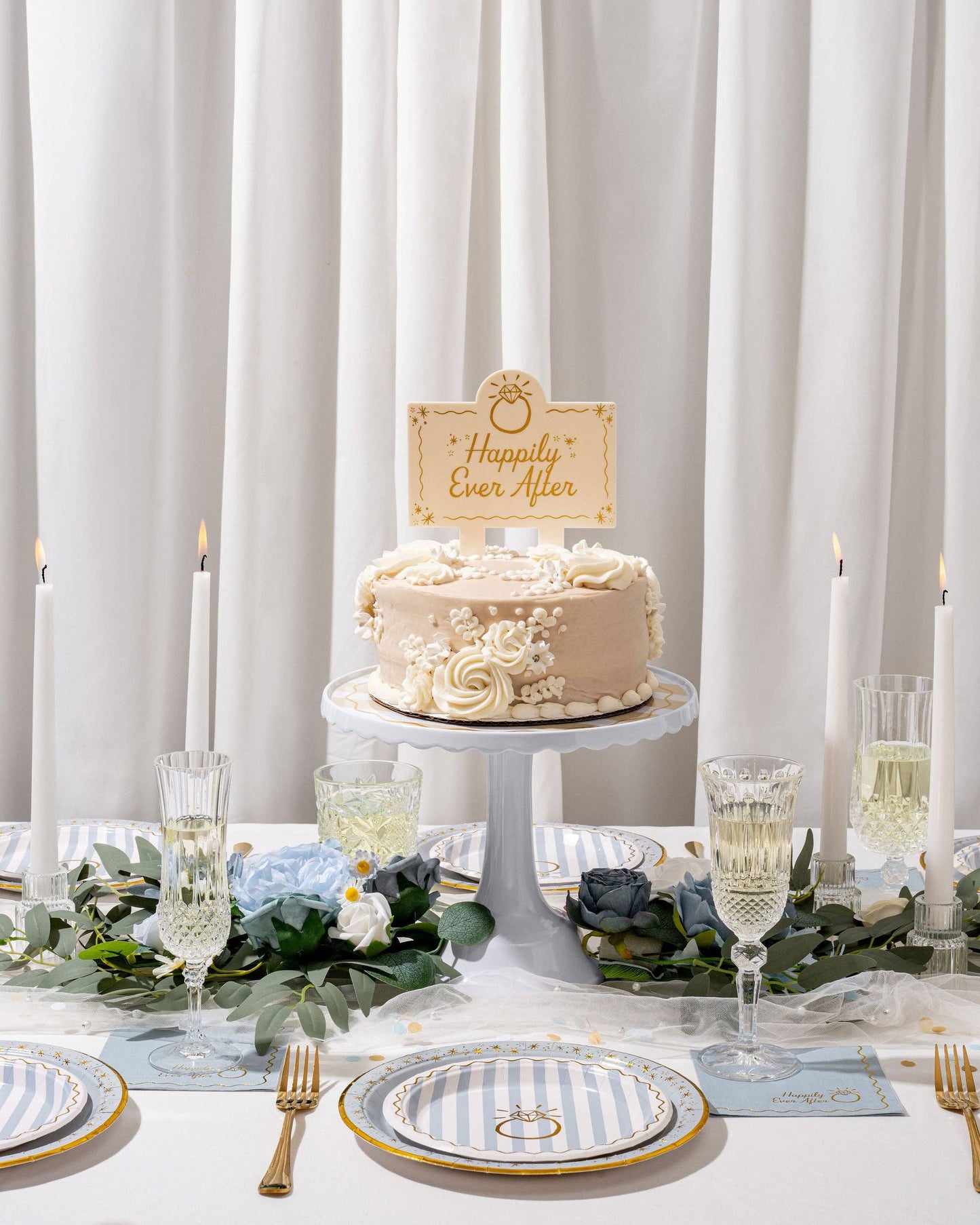 Happily Ever After Cake Plates