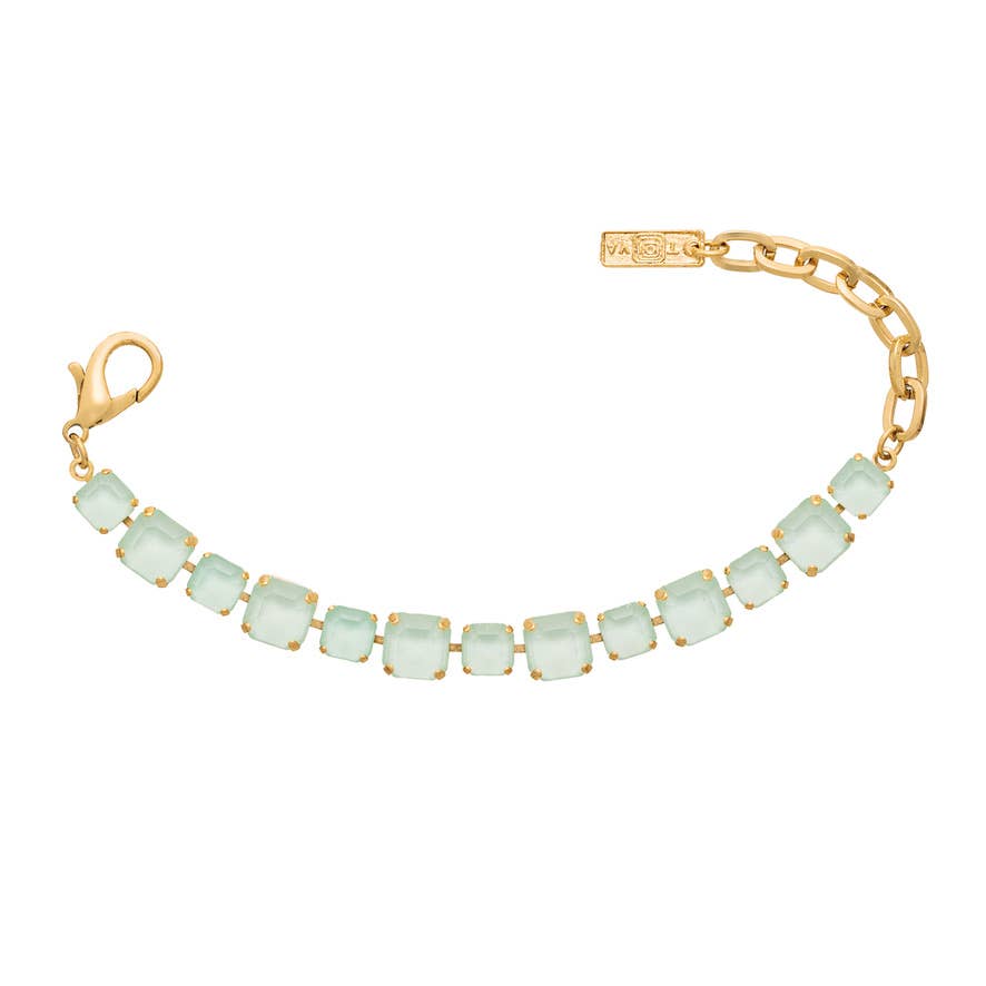 Jadia Bracelet in Fairy Dust: Ultra Fuchsia