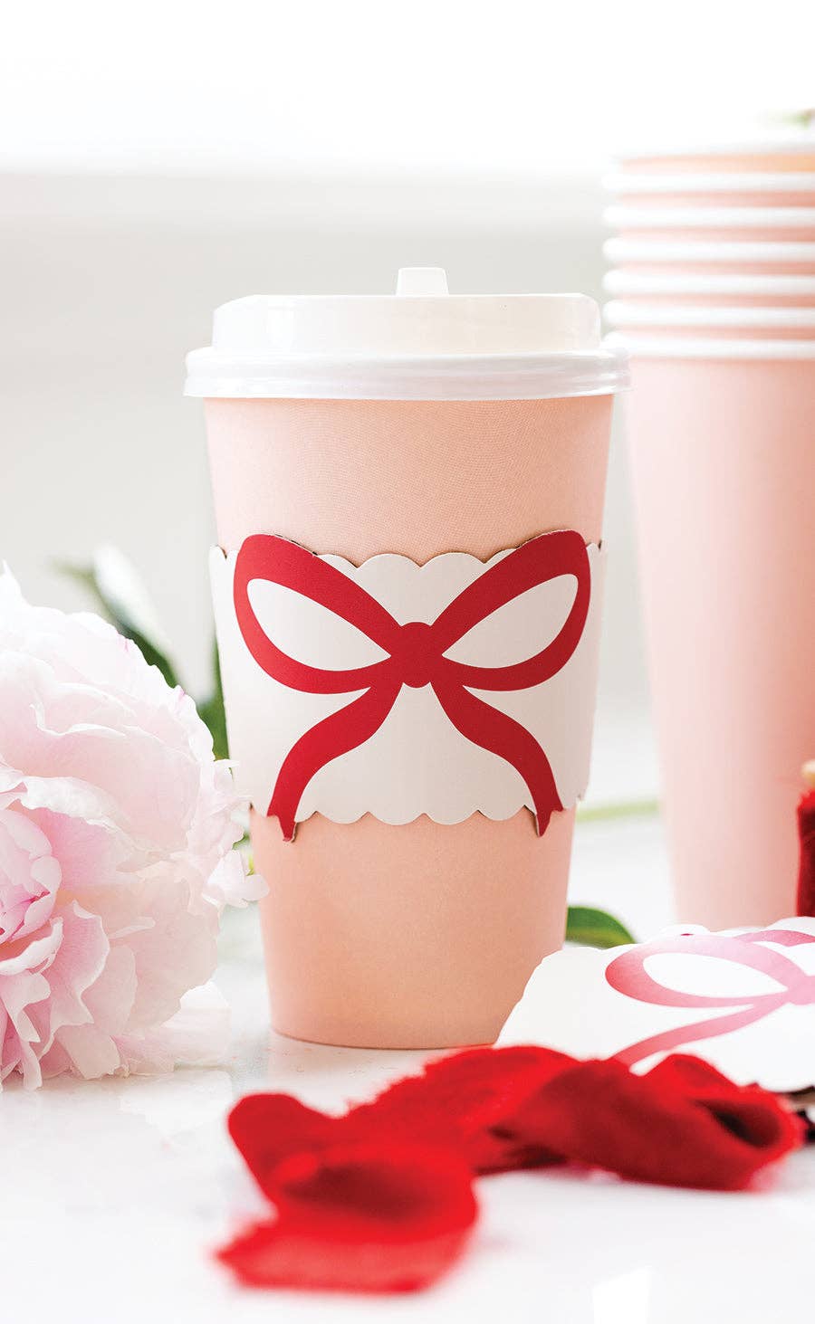 Red Bow on Pink To Go Cups 8ct