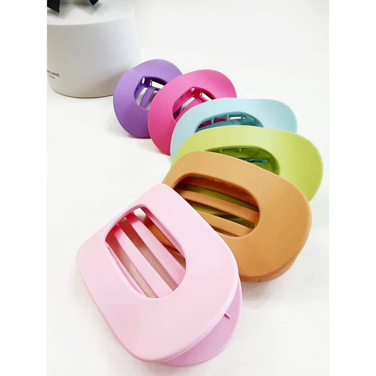 Flat Hair Claw Clip, 6 Colors