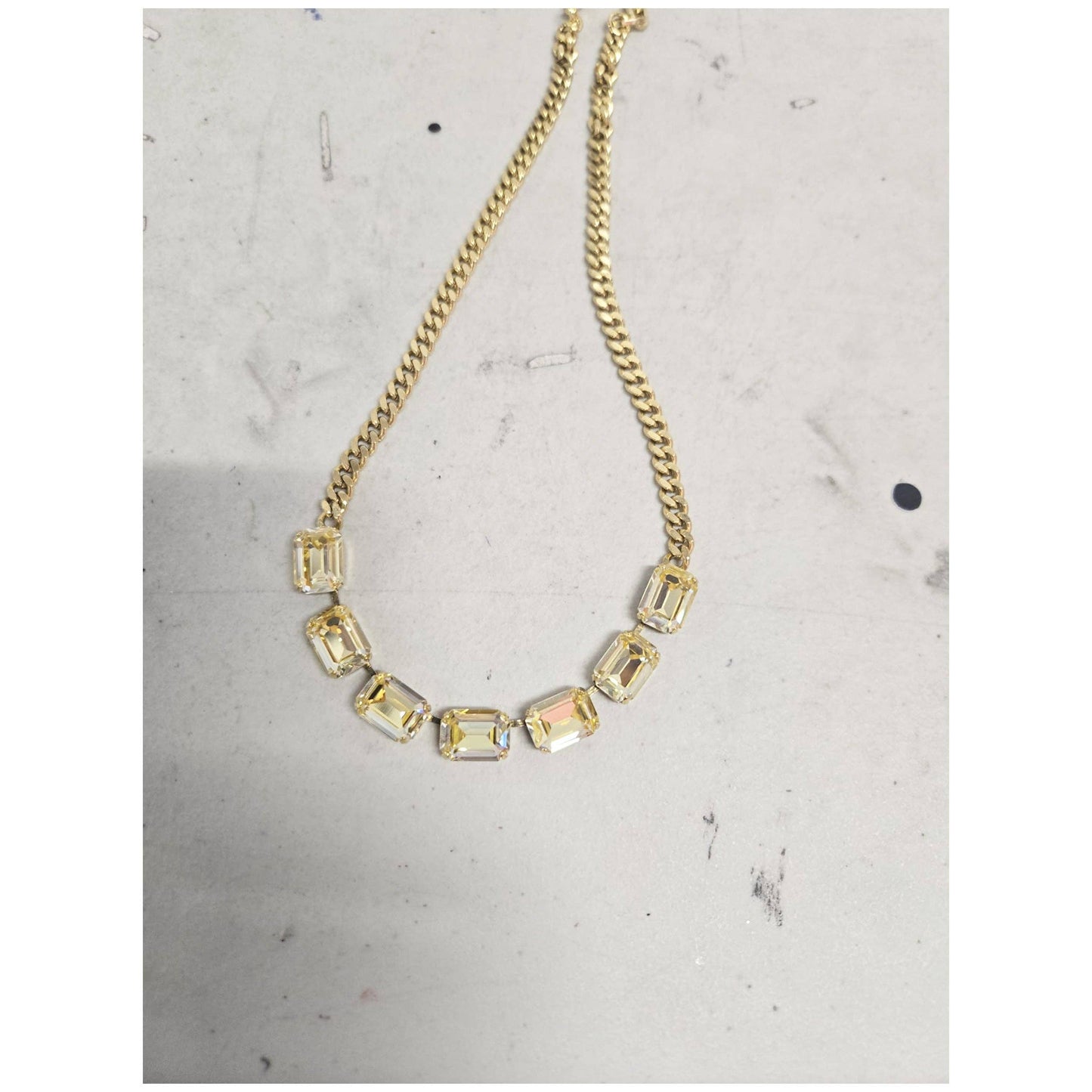 Mini Jabari Necklace in Fairy Dust: Ultra Fuchsia