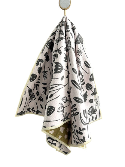 Vintage Highway: Reversible Hand Towel: Cream/Pea Green