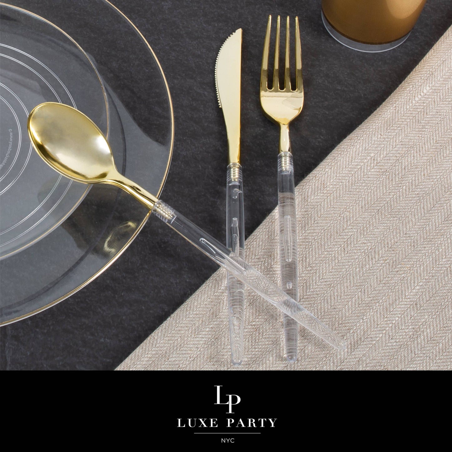 Chic Round Clear and Gold Forks | 32 Pieces