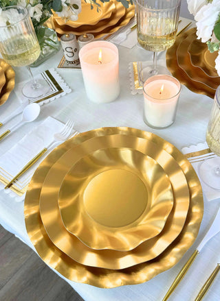 Gold Wavy Paper Chargers, Set of 8