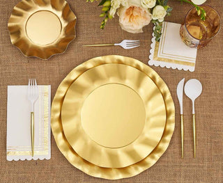 Gold Wavy Paper Chargers, Set of 8